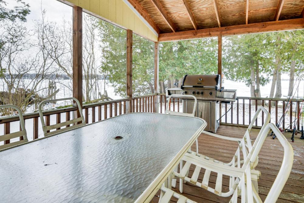 Waterfront North Hero Home with Screened Porch